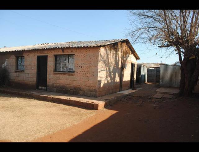 2 BEDROOM HOUSE FOR SALE IN DOBSONVILLE